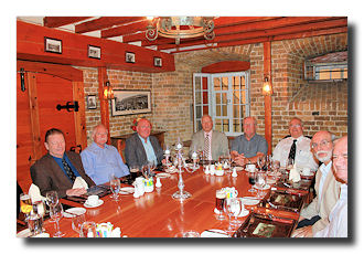 confrères à table