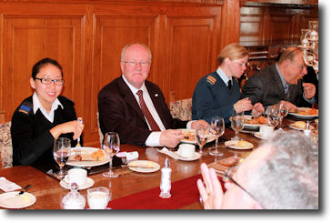 élof He XiangJin, 9068 Jean Drouin, 21134 maj Anny Métivier, 5059 Guy Charest.