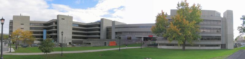 Édifice académique au CMRC Kingston